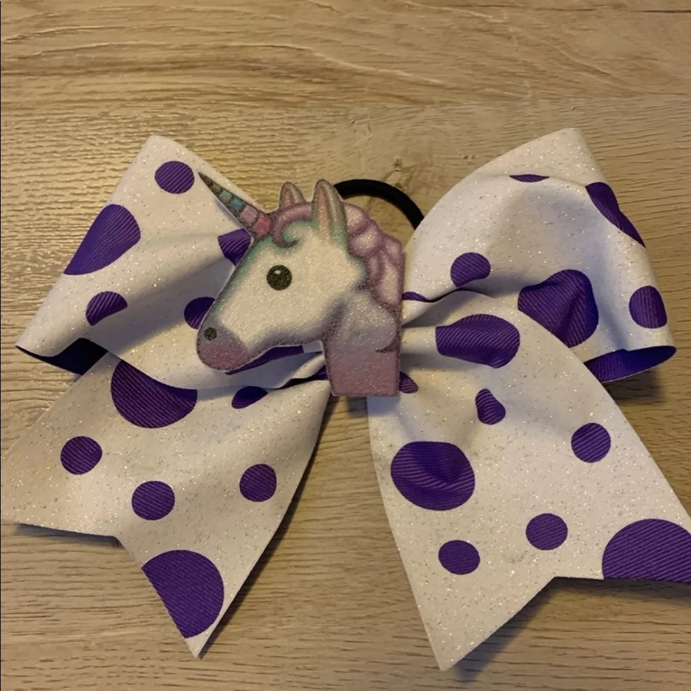 Large Unicorn Bow